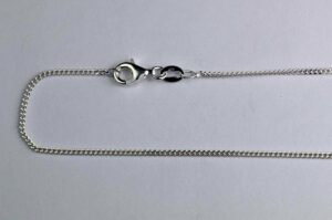 Silver Chain Curb (Various Sizes)