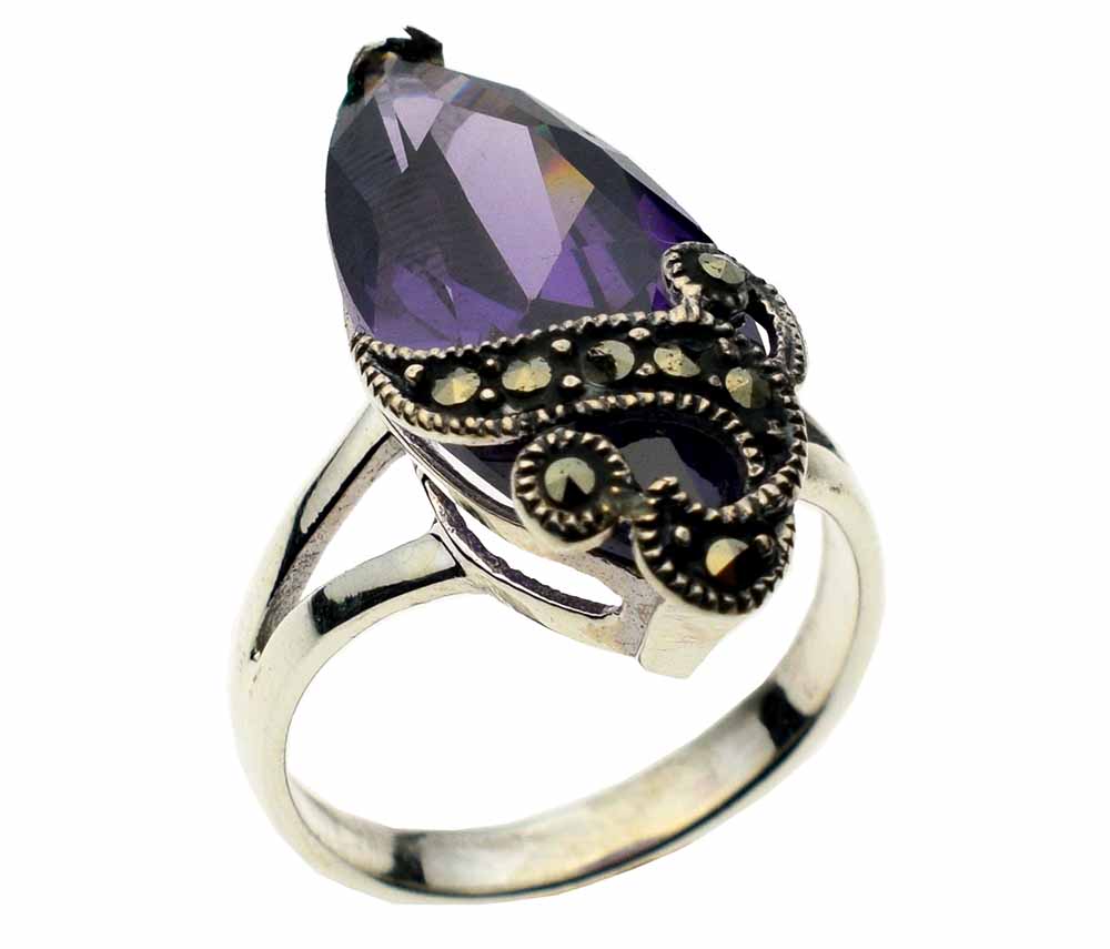 Silver Ring Marcasite Amethyst