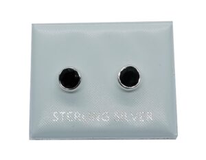 Silver Stud Round Cut Onyx