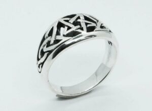 Silver Ring Pentagram Large