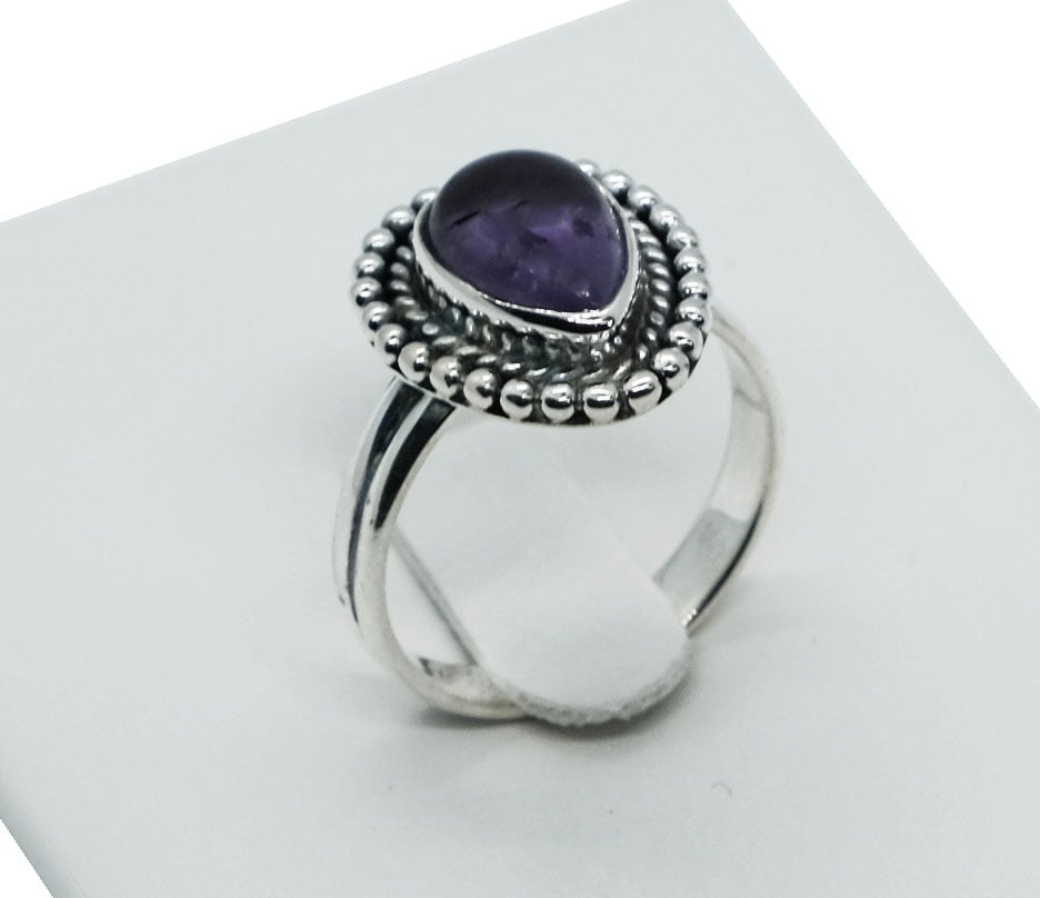 Silver Ring Teardrop Amethyst