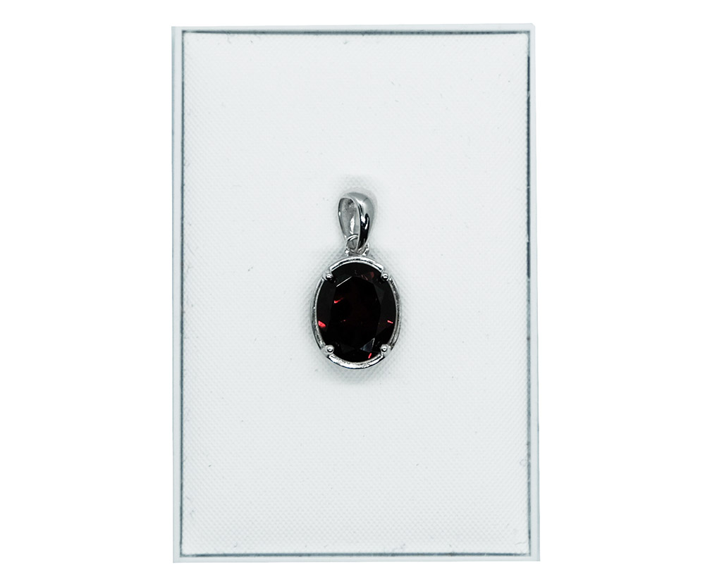 Silver Pendant Garnet