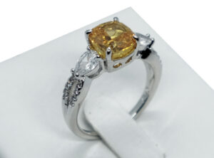 Fashion Ring Yellow Square CZ