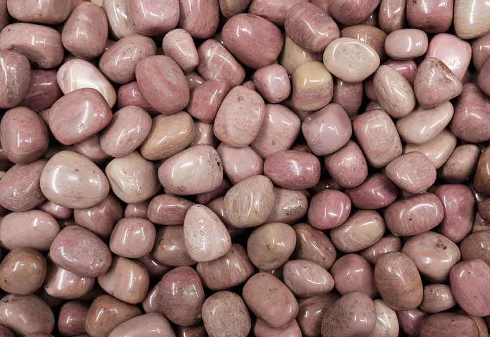 Tumblestone Thulite