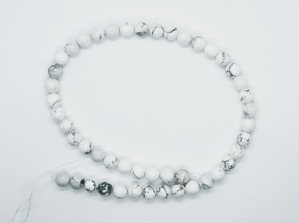 String Bead 8mm White Howlite