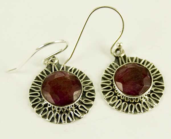 Silver Earring Ruby Cut