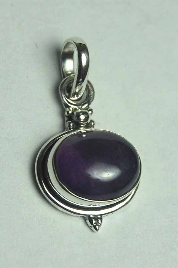 Silver Pendant Oval Amethyst