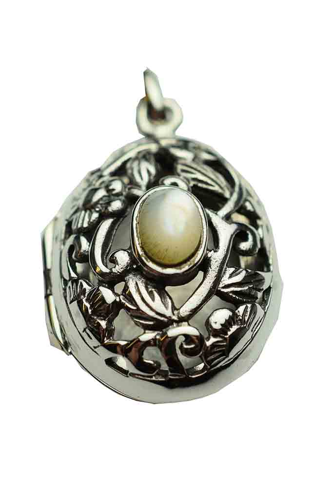 Silver Pendant Locket Oval