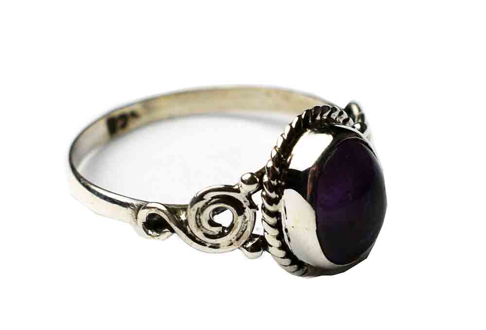 Silver Ring Oval Amethyst
