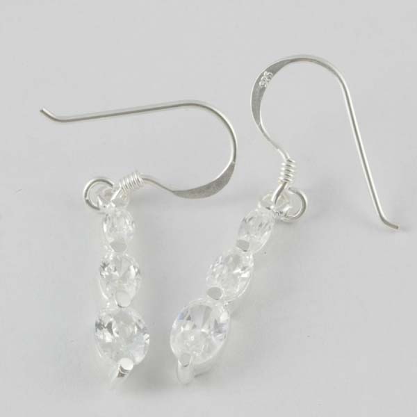 Silver Earring Cz 3 Stones Clear