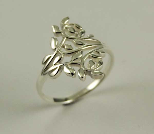 Ring Silver Leafy Design