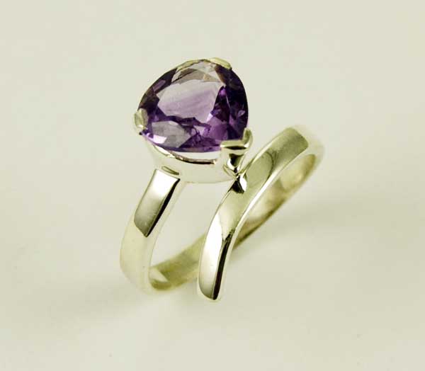 Ring Silver Amethyst Tear Drop
