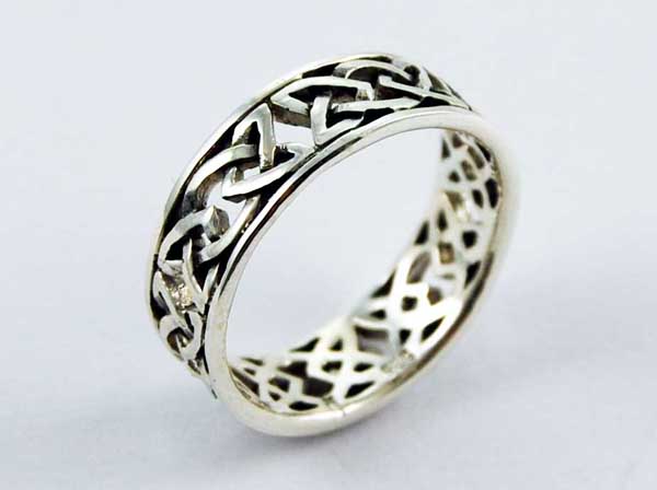 Ring Silver Band Celtic Cut