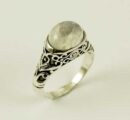 Ring Silver Oval Moonstone