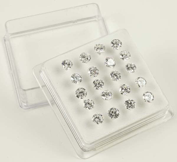 Earring Stud Clear 20 Studs Per Box 6mm
