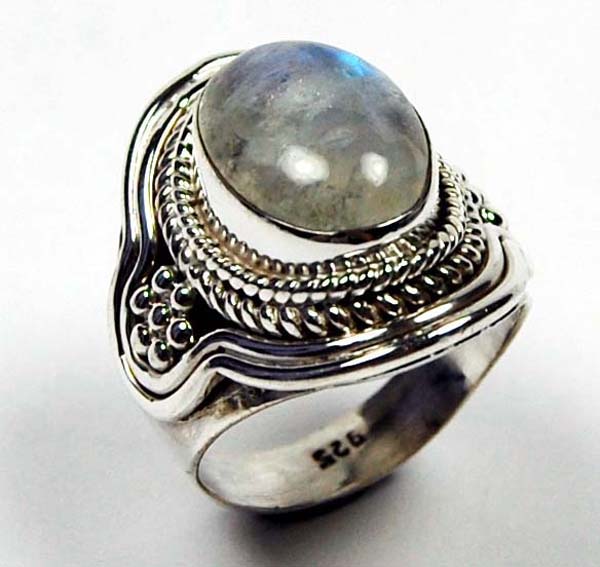 Ring Silver Oval Floral Moonstone