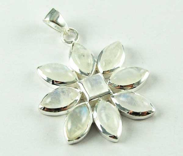 Pendant Silver Flower Moonstone