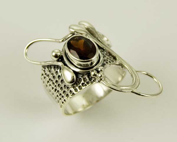 Ring Silver Garnet Cut Stone